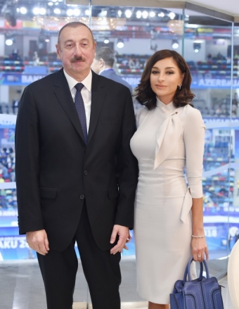 <b>Prezident və xanımı Azərbaycan xalqını təbrik etdi - 10 milyonuncu sakinin doğulması münasibətilə</b>