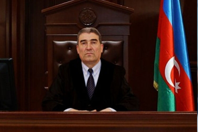 <b>Qanunu pozan hakimin səlahiyyətlərinə xitam veriildi</b>