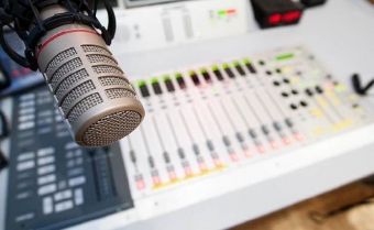 FM radiolar bütün ölkə üzrə yayımlanacaq - <span style="color:red;">RƏSMİ 