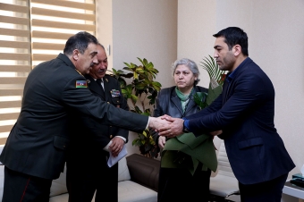 <b>İgid döyüşçüyə medal təqdim edildi</b>