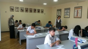 İnternat məktəbinin direktoru Leyla Ucalı məktəbə dəvət etdi