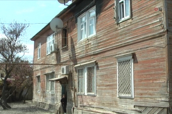 <b>Sumqayıtda 80 ilin binaları uçmaq təhlükəsi ilə üzləşib - <span style="color:red;">REPORTAJ </b>
