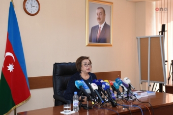 DİM direktoru adı "qara siyahı"ya salınan nəzarətçi-müəllimlərdən danışdı