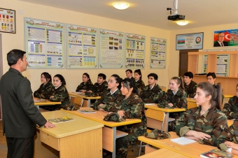 XI sinfi bitirənlər qonşu dövlətlərin orduları haqda məlumatlara malik olacaq