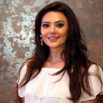 "Efirlərə çıxmağa utanırdım" -<span style="color:red;"> Oksana 