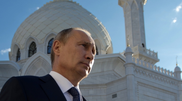 Putin müsəlmanları təbrik etdi
