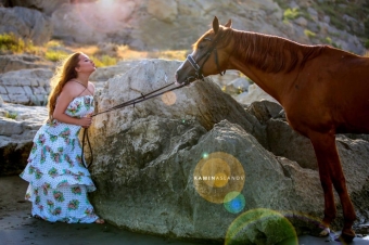 Xatirə atla <span style="color:red;">FOTOSESSİYA  etdirdi