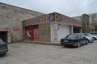 Restorana, avtosalona çevrilən kinoteatrlar - VİDEO
