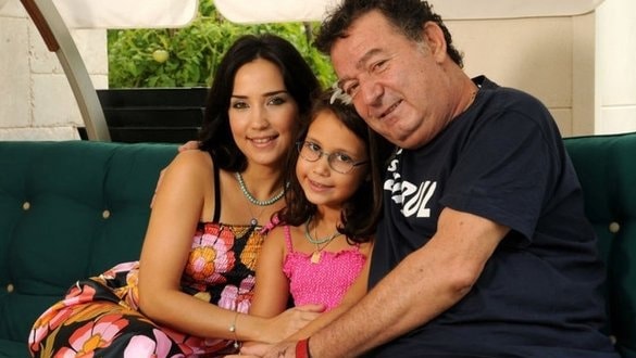 Mərhum türk müğənnisinin arvadı ərə gedir