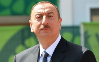 <span style="color:red;">Prezident Şeyxülislamı təbrik etdi : "Vəhdət namazı ənənəsi məhz Sizin adınızla bağlıdır"
