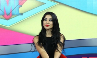 Azərbaycanlı müğənni polisə müraciət etdi - <span style="color:red;">Evinə görə... 