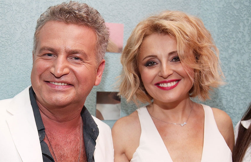 Məşhur cütlüyün qızı kafedə işləyir