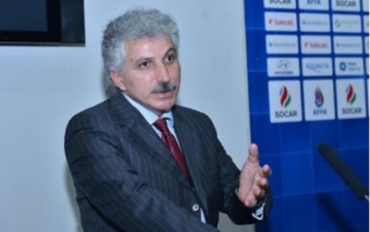 Futbol eksperti: "Qarabağ”a transferlər lazımdır” - <span style="color:red;">MÜSAHİBƏ 