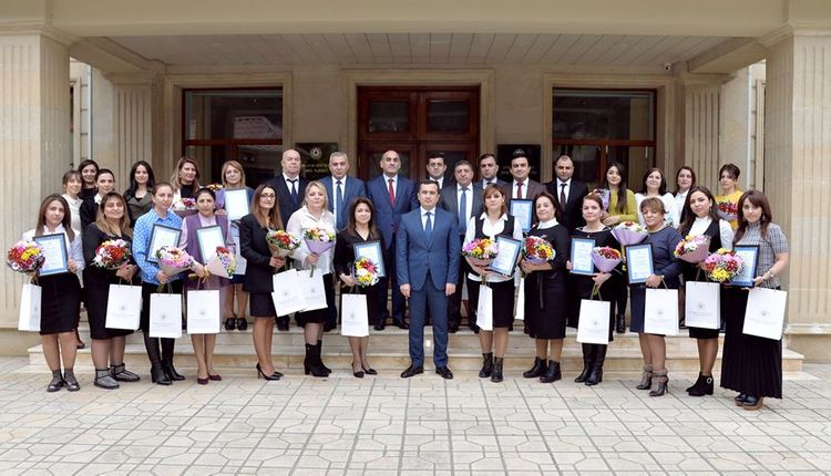 Bakıda bu məktəblər mükafatlandırıldı - FOTOLENT