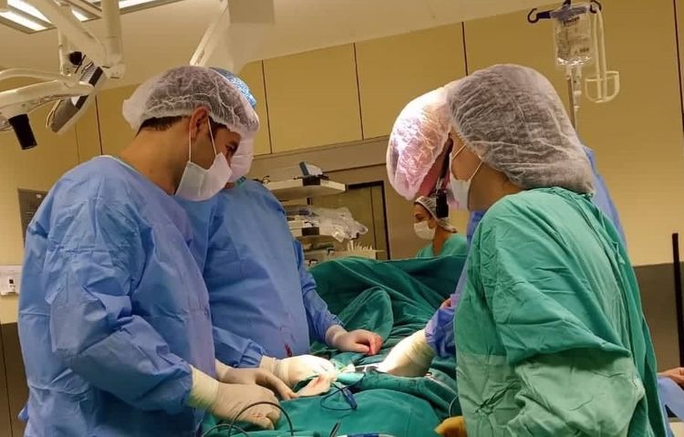 Bakıda unikal əməliyyat: təkböyrəkli kişiyə süni sidik kisəsi qoyuldu