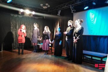 Bakıda qadınlara qarşı zorakılıqla bağlı tamaşa təqdim olundu