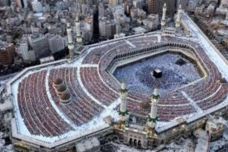 Ümrə ziyarətinə gedənlər üçün qiymətlər ucuzlaşacaq