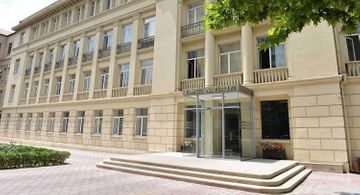 Məktəblərdən gələn şikayətlər: bir məsul şəxs işdən çıxarıldı, 3 müraciət... - RƏSMİ