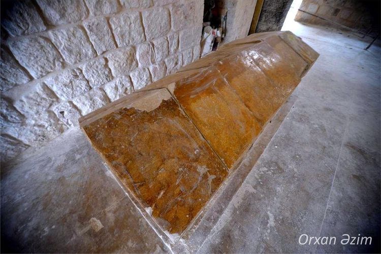 Azərbaycanlı fotojurnalist Nəsiminin məqbərəsini ziyarət edib - Hələbdən SON GÖRÜNTÜLƏR