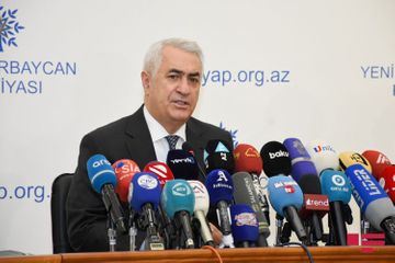 Cavid Qurbanov Bakıda tramvayların bərpasından danışdı