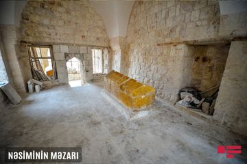 Gülləbaran edilmiş Nəsimi Məqbərəsindən REPORTAJ