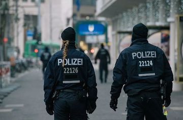 Alman polisi 2 Suriya vətəndaşı saxladı