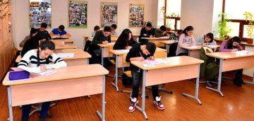 Bakı şəhərindəki məktəblərdə təhsil alanların sayı açıqlandı