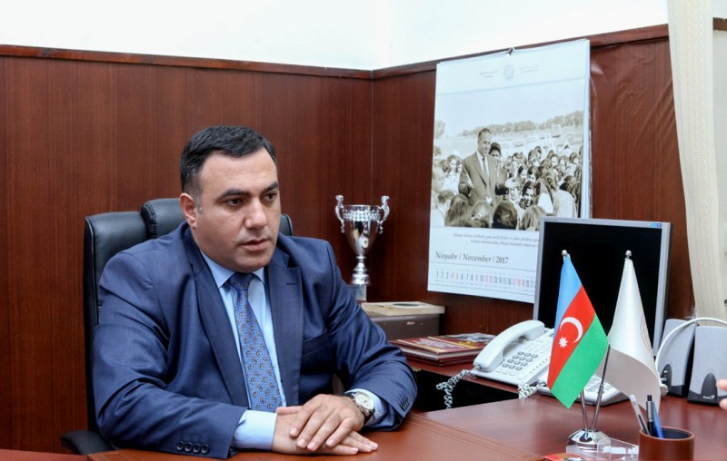 <b>Emin Həsənli: "Bu siyasətin davamlı olacağına inanırıq"</b>