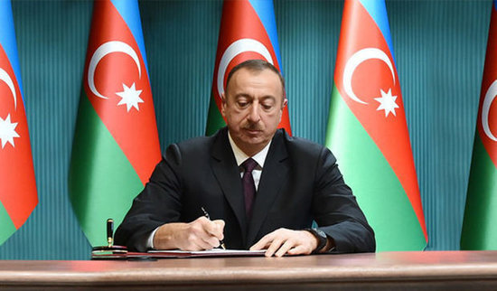 Sosial müavinətlər artdı - <span style="color:red;">Prezidentdən SƏRƏNCAM 