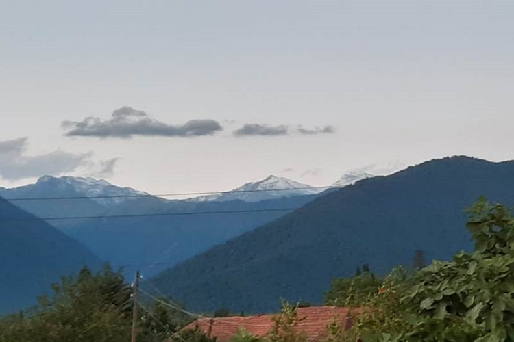 Zaqatala rayonunun dağlıq ərazilərinə qar yağıb