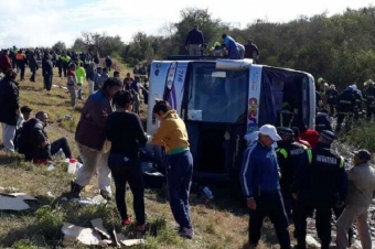 Argentinada avtobusun aşması nəticəsində 13 nəfər ölüb, 45 nəfər xəsarət alıb