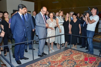 Luvrda saxlanılan 3 Azərbaycan xalçası Bakıda - FOTO