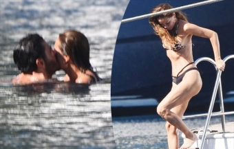 Ebru sevgilisi ilə tətildə