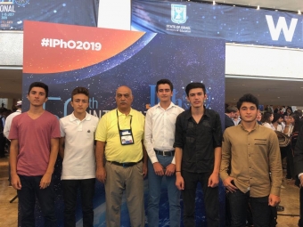 Azərbaycanlı şagird Beynəxalq Olimpiadada medal qazandı - FOTO