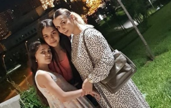 Azərbaycanlı müğənninin xanımı və övladları - <span style="color:red;">FOTOLENT 