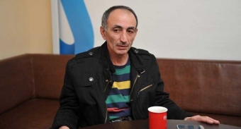 Murad Köhnəqala yeni evindən <span style="color:red;">DANIŞDI 