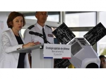 Fransa kosmik peykləri hərbləşdirir 