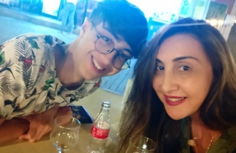 Əməkdar artist oğlu ilə şəklini yaydı: <span style="color:red;">"Mənim nəfəsim"  - <span style="color:red;">FOTOLAR 