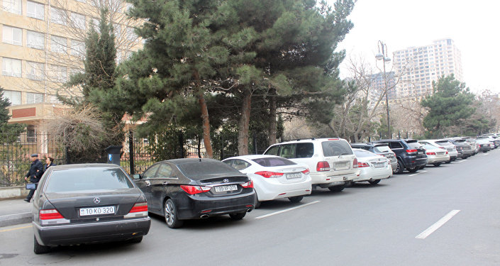 Qanunsuz parklanma problemi: <span style="color:red;">pullar hara gedir? - <span style="color:red;">"Vergidən də yayınırlar"