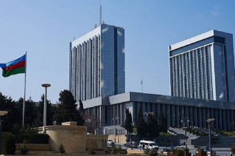 Təhsil müəssisələrinin akkreditasiyadan keçirilməsinə görə dövlət rüsumunun dərəcələri azaldılır
