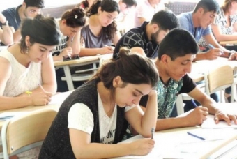 Yay qəbul imtahanları başlayır