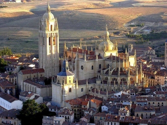 Miras uğrunda mübarizə: çılğın sevişmələr və qorxulu casus oyunları... – Tarixin sandığından