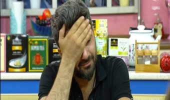 Azərbaycanlı müğənninin 9 bacısı varıymış - VİDEO