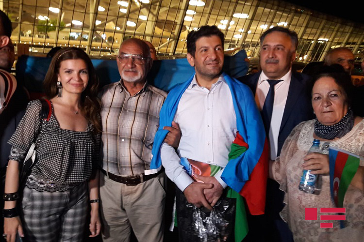 Jurnalist Fuad Abbasov artıq Bakıdadır - <span style="color:red;">YENİLƏNİB 