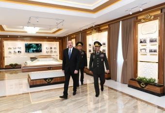 Prezident: "Bu gün Azərbaycan Ordusu öz gücünü göstərir və göstərməlidir" - <span style="color:red;">FOTOLENT  - <span style="color:red;">YENİLƏNİB 