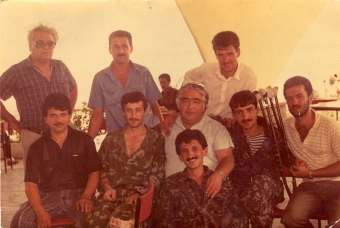 Məşhur aktyorlar qazilərin yanına niyə gəlmişdi? - <span style="color:red;">BİR FOTONUN TARİXÇƏSİ 