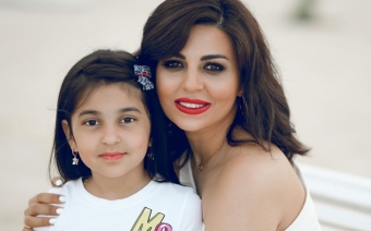 Gülay bu dəfə qızı ilə - FOTO