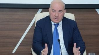 <b>Baş bankirdən problemli kreditlərlə əlaqədar <span style="color:red;">TƏKLİF </b>