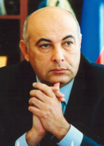 <b>Ədalət Vəliyevə "Əmək" ordeni verildi</b>