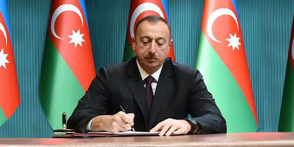 [b]Prezident bu qadınlara fəxri ad verdi[/b]